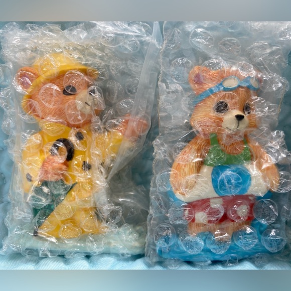 NIB Bears of the Month Magnets by Lloyds of London. Rare Vintage Item. - Picture 2 of 8